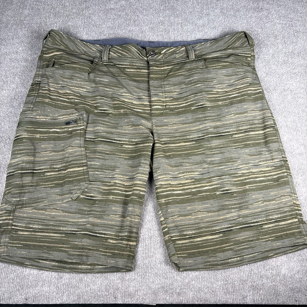 Eddie Bauer Shorts Mens 40 Green Striped Nylon Stretch Outdoor Hiking Golf 11"